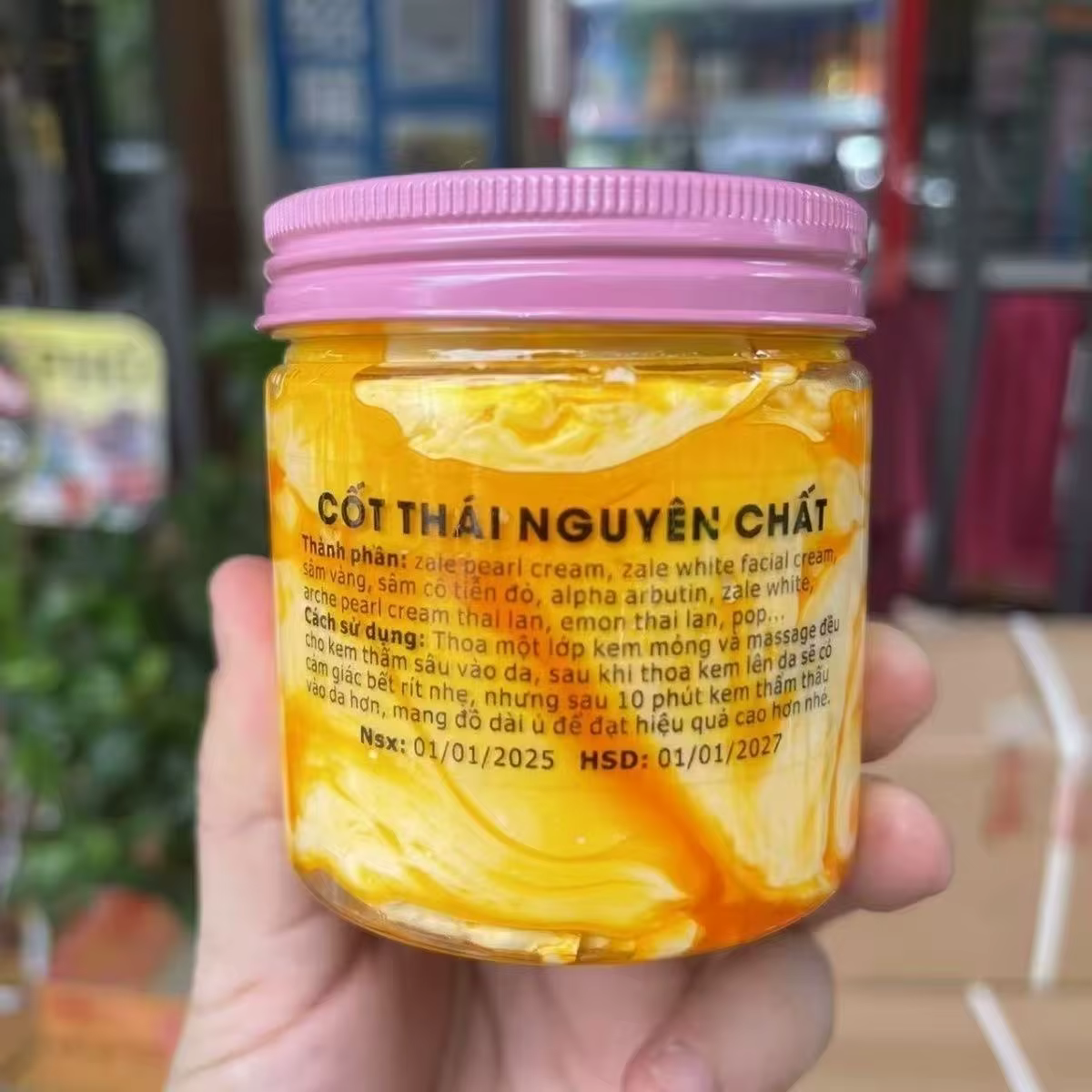 Thaïlande Kem Cot Thai Ri Dau Vang Cao Cap 200g Anti-âge éclaircissant et hydratant sans huile Non g
