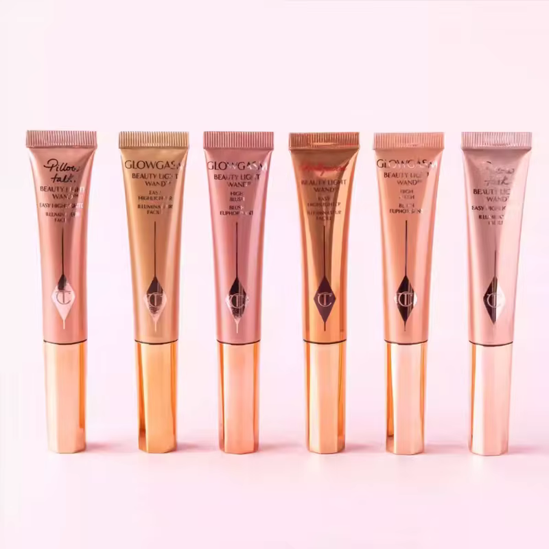 Charlotte Tilbury CT – Correcteur de Teint 6 Couleurs, Effet Mat, Couvre les Imperfections, Hydratan
