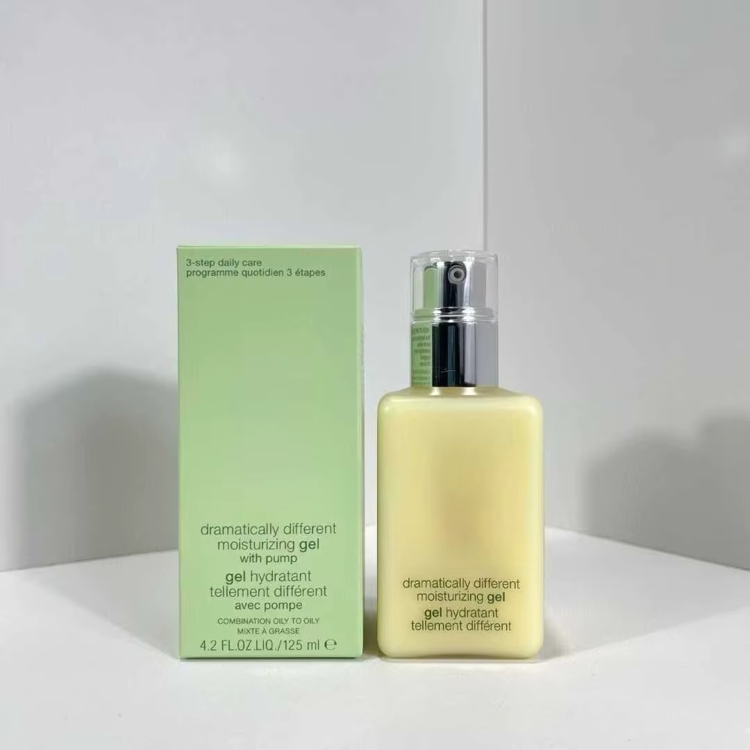 Gel hydratant Dramatically Different (Gel) – 125 ml avec pompe pour peaux grasses