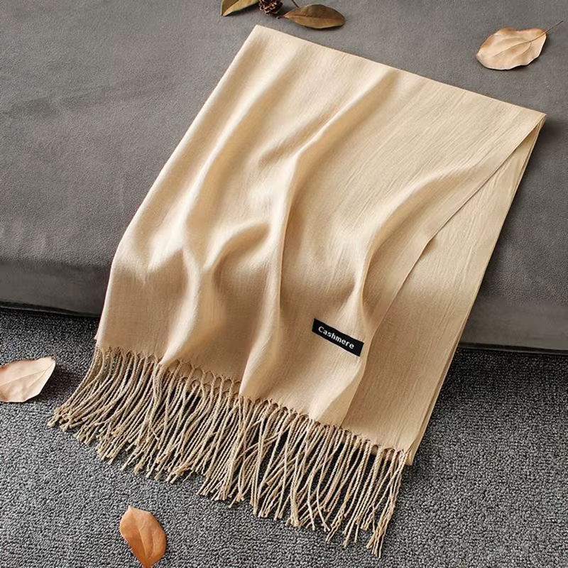 Foulards en cachemire doux pour femmes, nouvelle couleur unie, écharpe fine et longue avec pompon, châle chaud décontracté pour dames, nouvelle collection automne hiver