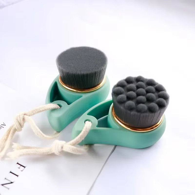 Brosse nettoyante pour le visage