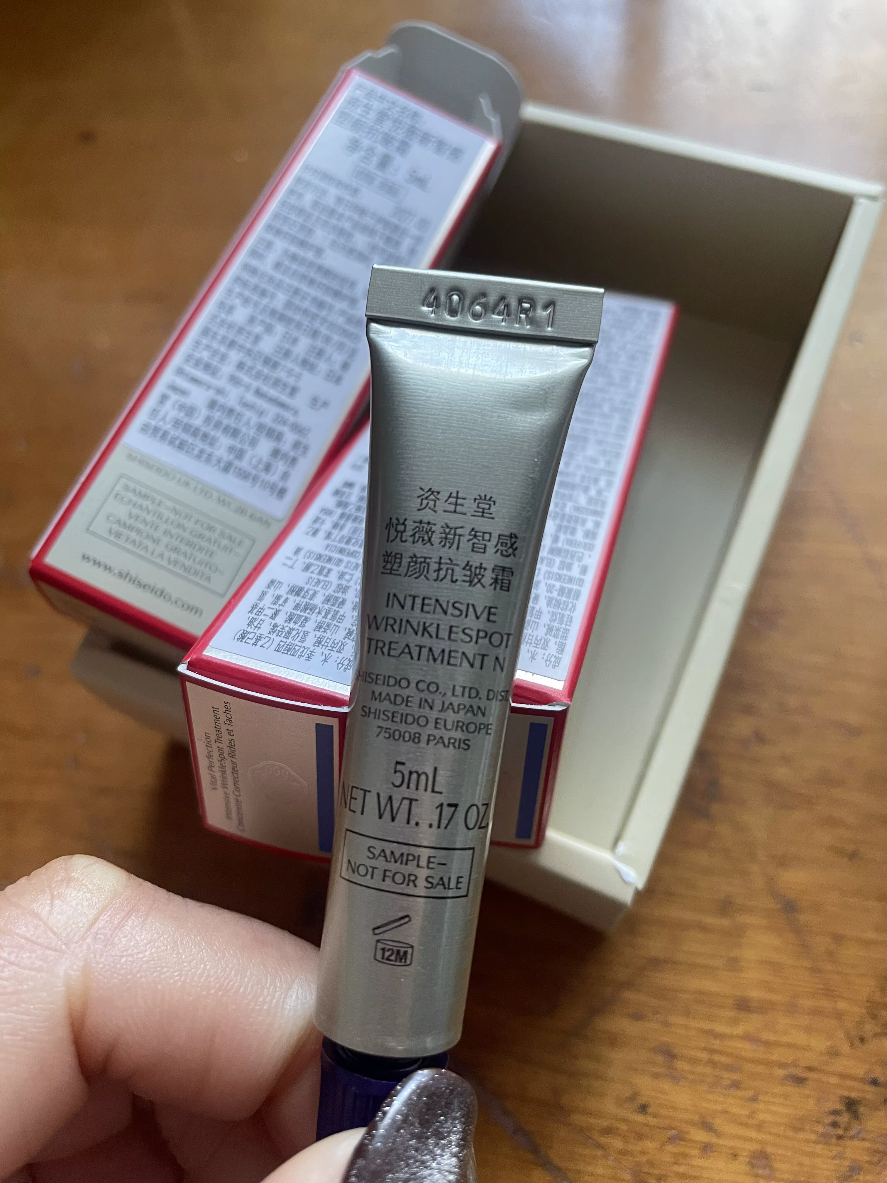 Shiseido Revital Vital Perfection Nouvelle Crème Sculptante Intelligente Anti-Rides au Rétinol Pur Raffermissante Liftante Anti-Âge Réduit les Ridules