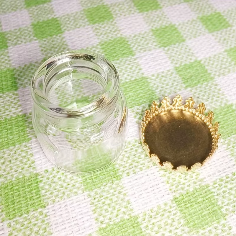 Miniatures de bouteilles en verre-modèle de cuisine miniature mignon et exquis avec bouchons dorés, accessoires de bricolage et fournitures de projets artisanaux.