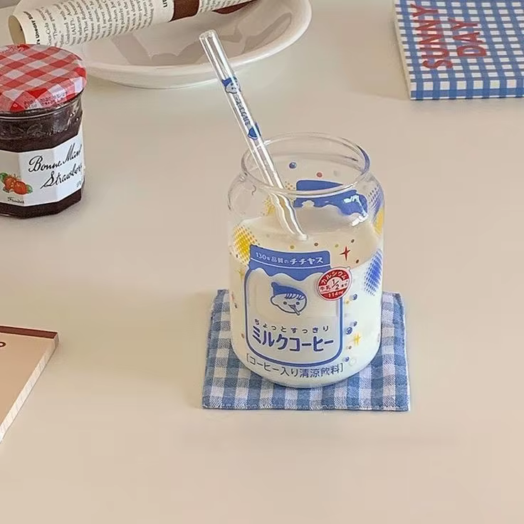 Tasse en verre mignonne, dessin animé créatif, facile à tirer, Design d'apparence, Style INS, adaptée aux cadeaux de fête, bouteilles de boisson transparentes