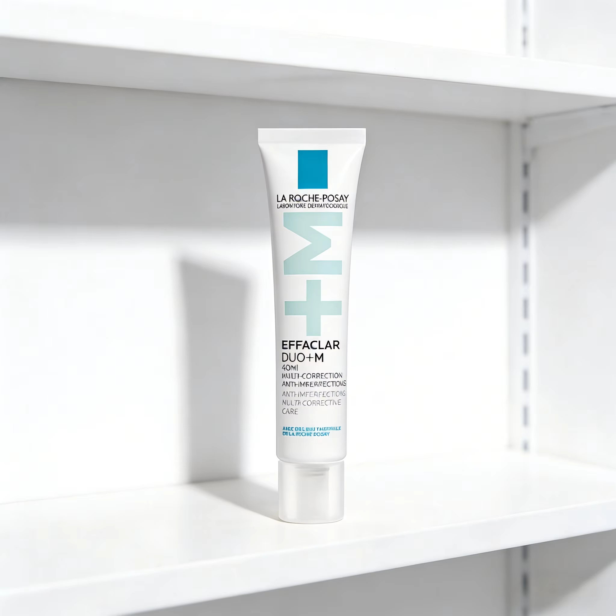 La Roche-Posay Effaclar K+ Sérum Anti-Acné Contrôle du Sébum Minimisation des Pores Exfoliation Douce Pour Peaux Grasses à Tendance Acnéique Réduit les Points Noirs