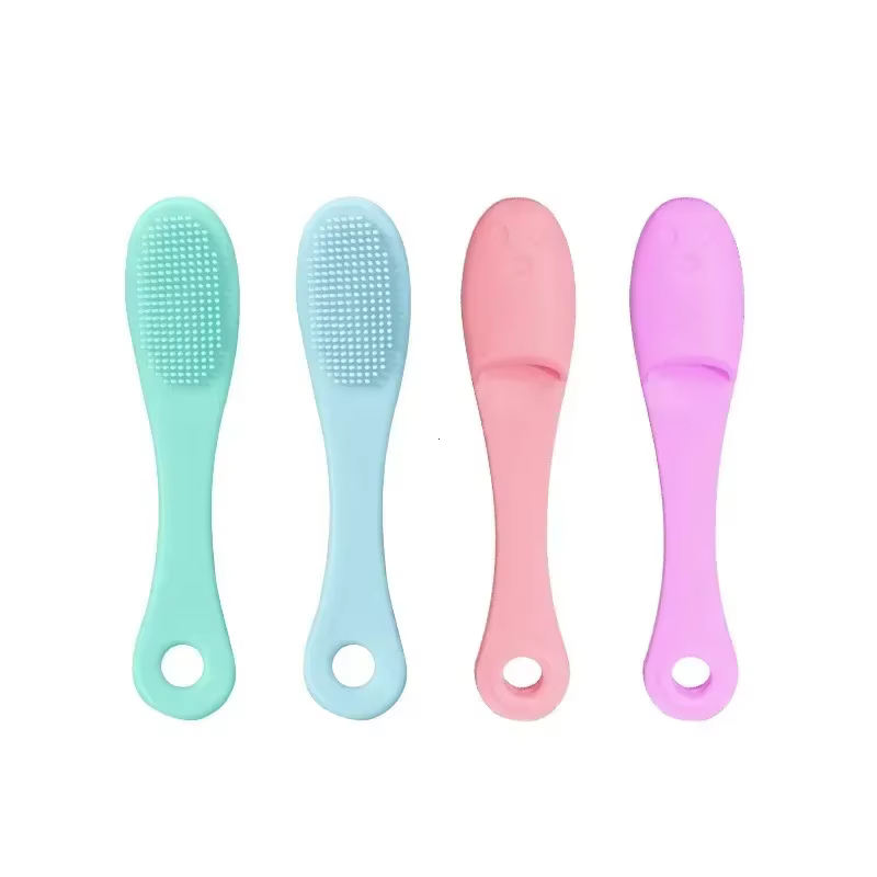 Brosse nettoyante pour le visage en silicone 3D