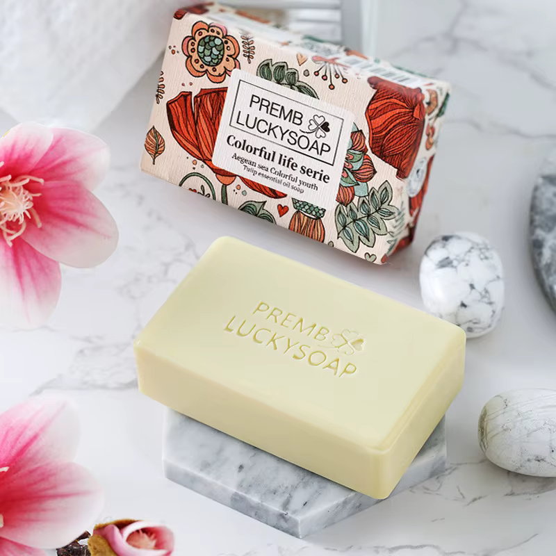 Savon nettoyant aux huiles essentielles aromatiques