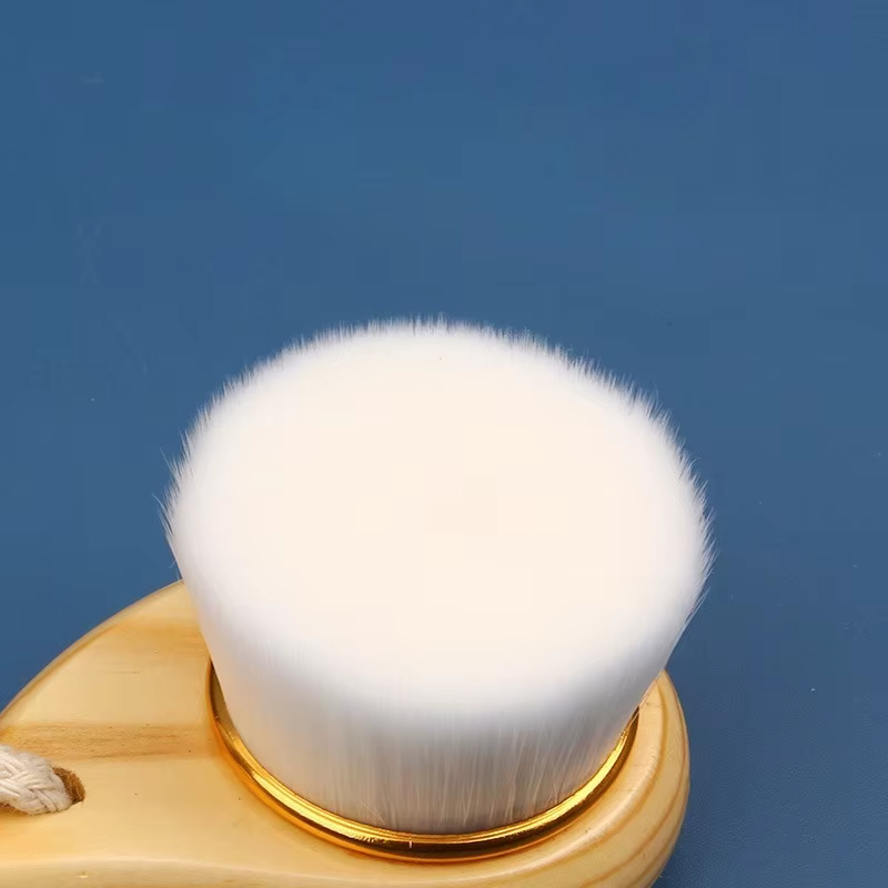 Brosse nettoyante pour le visage en silicone