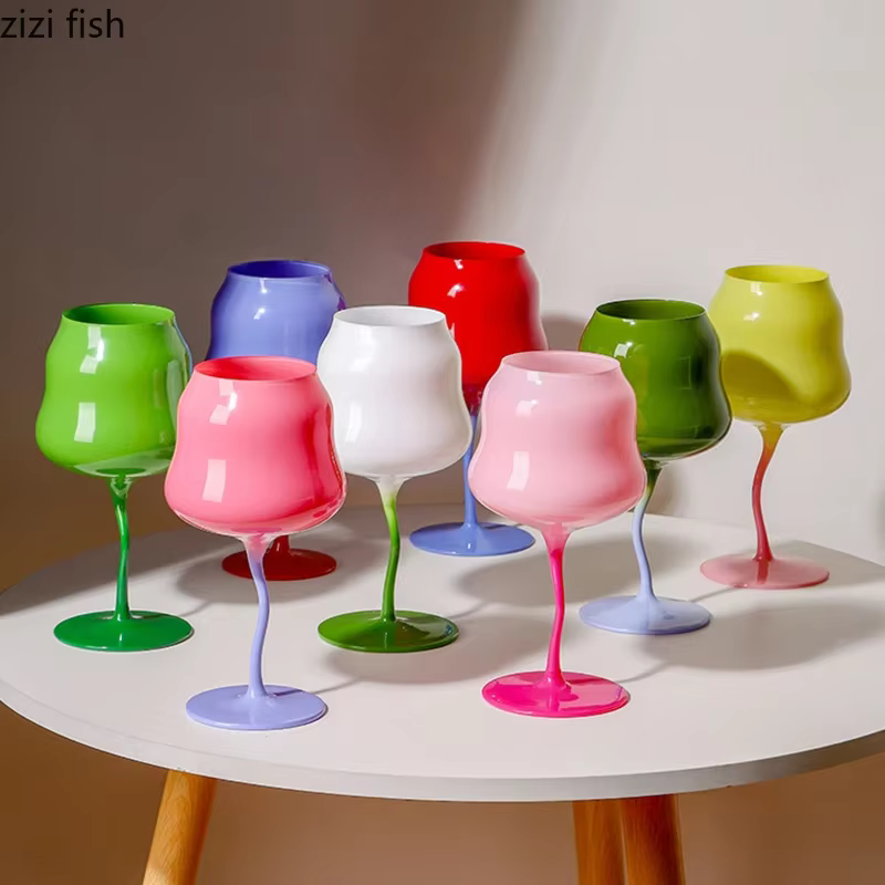 Tasse en verre à pieds hauts de Style crème, verre à vin rouge coloré créatif, verres à vin, verres à Cocktail, récipient d'alcool, articles pour boissons à domicile
