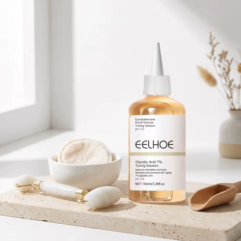 Solution tonifiante pour le visage à 7% d'acide glycolique