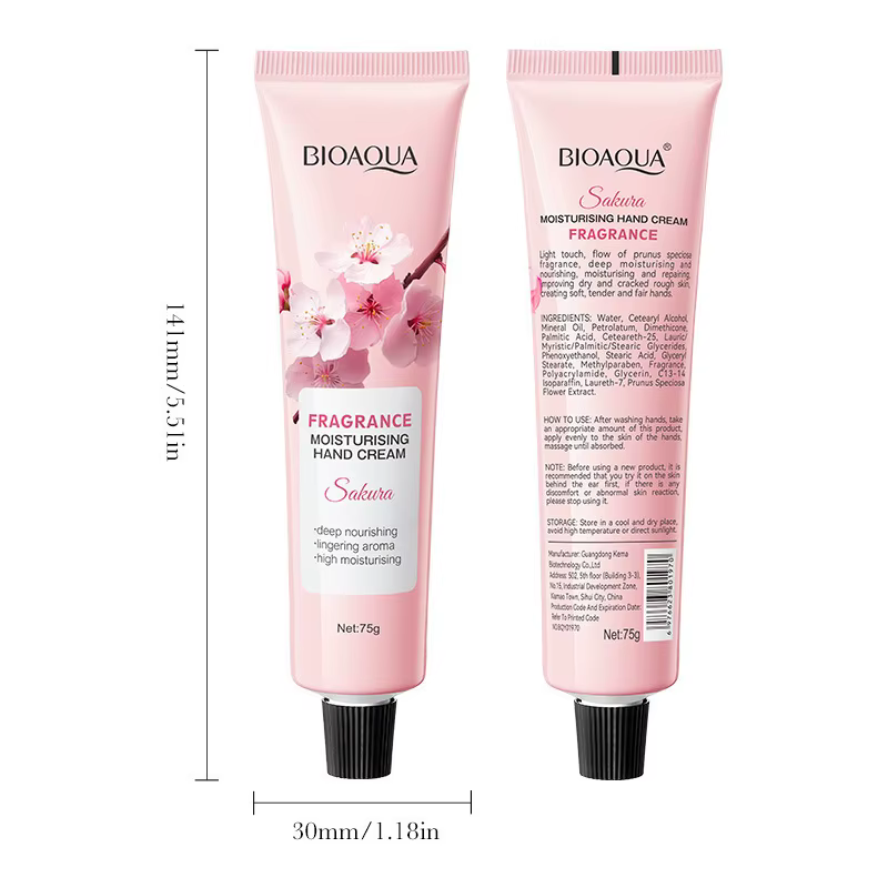 Crème pour les mains hydratante à la fragrance de Sakura BIOAQUA