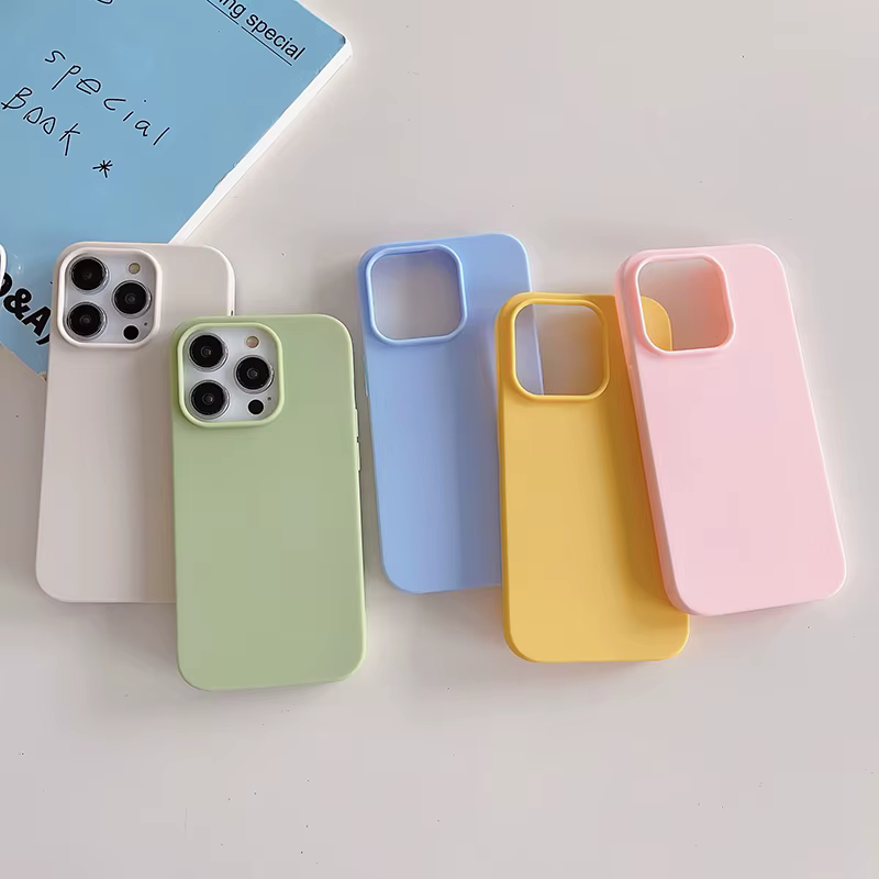 Coque souple de luxe en Silicone couleur bonbon, étui Ultra fin mat givré pour iPhone 16 15 14 13 12 Pro Max Plus Mini 16 +