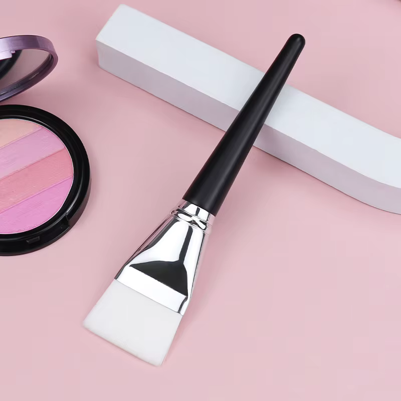 Brosse à tête plate pour masque facial fin