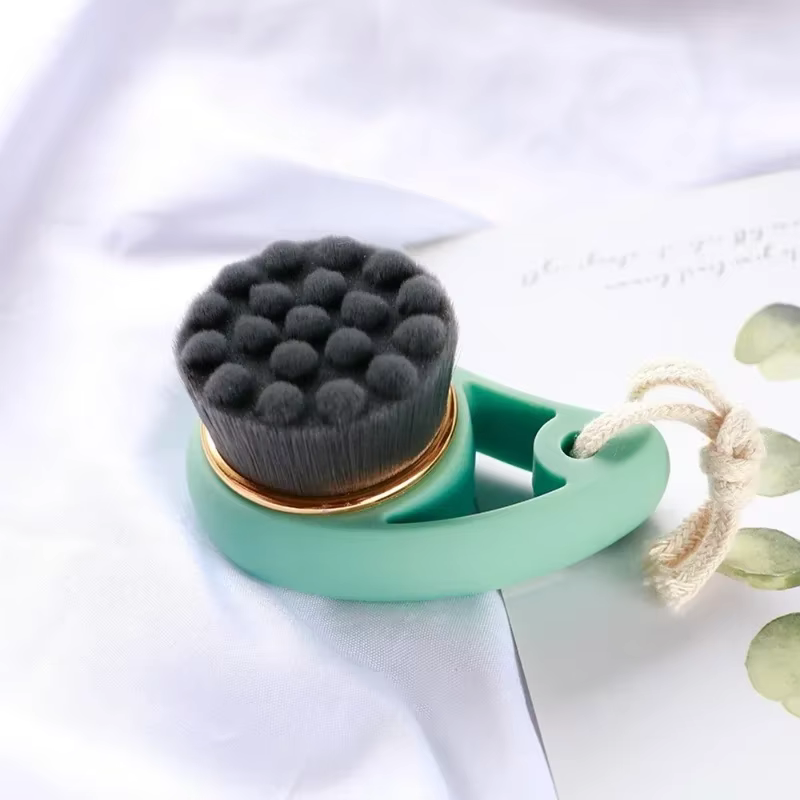 Brosse nettoyante pour le visage
