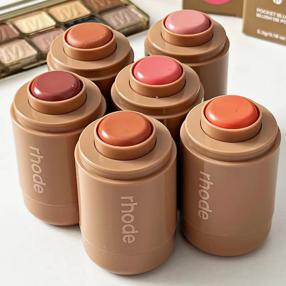 Stick de blush hydratant pour les lèvres et les joues