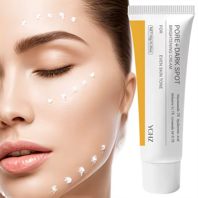 Crème éclaircissante et raffermissante pour le visage