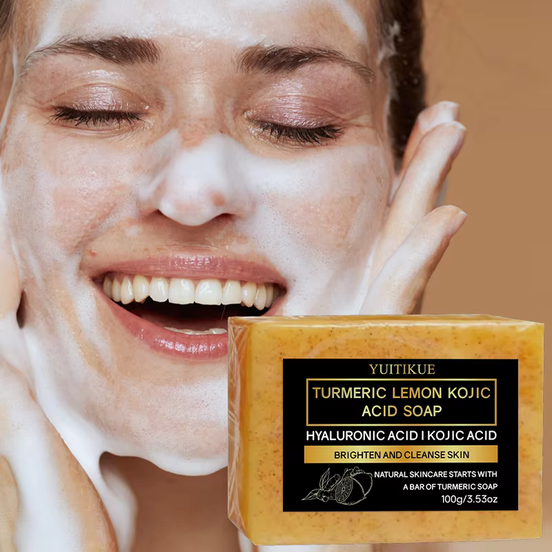Savon Nettoyant au Curcuma
