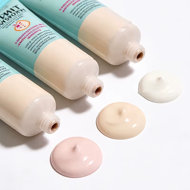Base de Teint Teintée Lissante Effet Flou Pores et Ridules Estompés Imperméable Résistante à la Transpiration Légère Fini Naturel