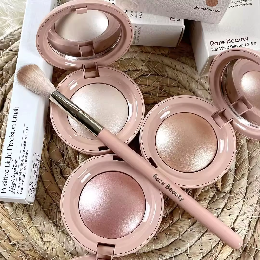 Nouveau Bronzer Crème Contouring Doux Rare Beauty