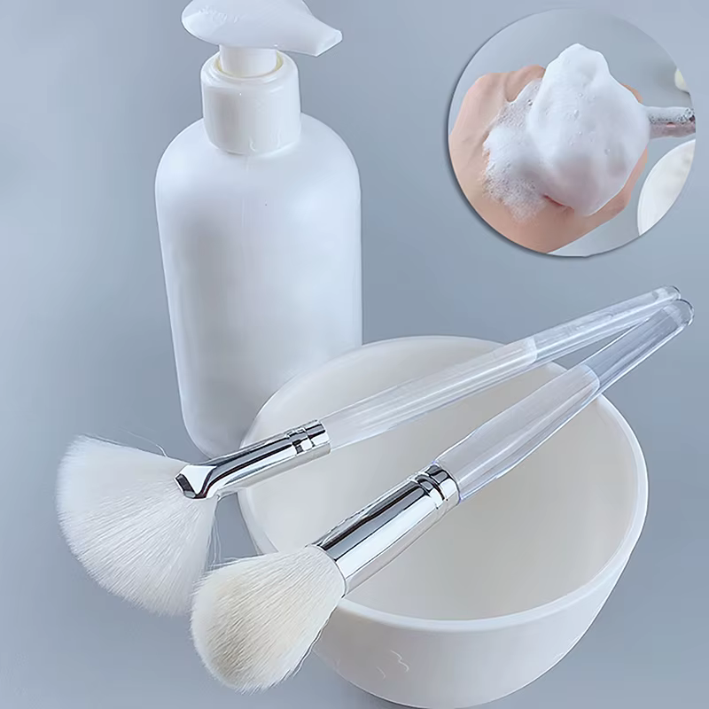 Brosse nettoyante pour le visage