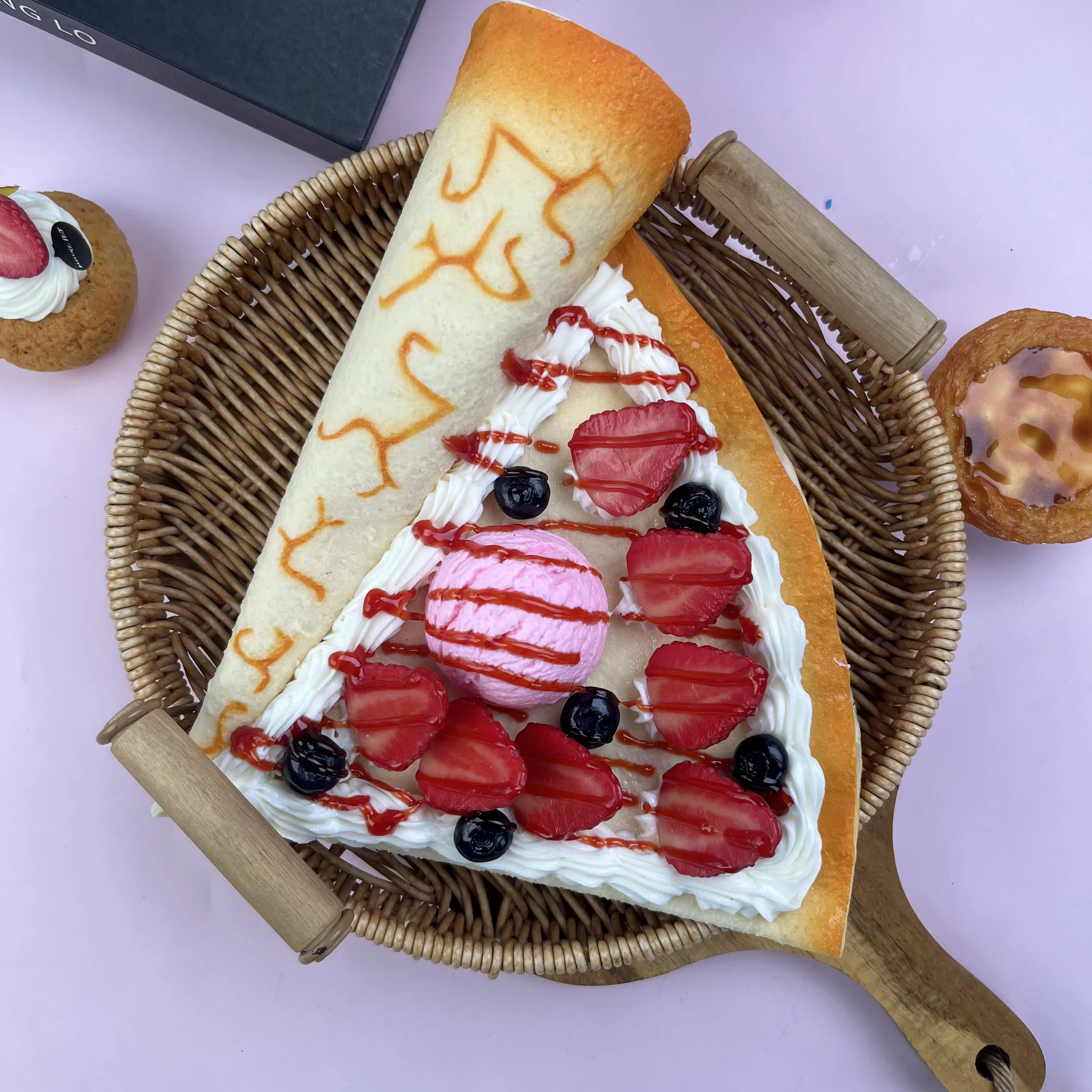 1 pièce de crêpe artificielle de simulation, modèle de crème glacée aux fruits, dessert artificiel pour vitrine, accessoires de photographie, décoration de cuisine