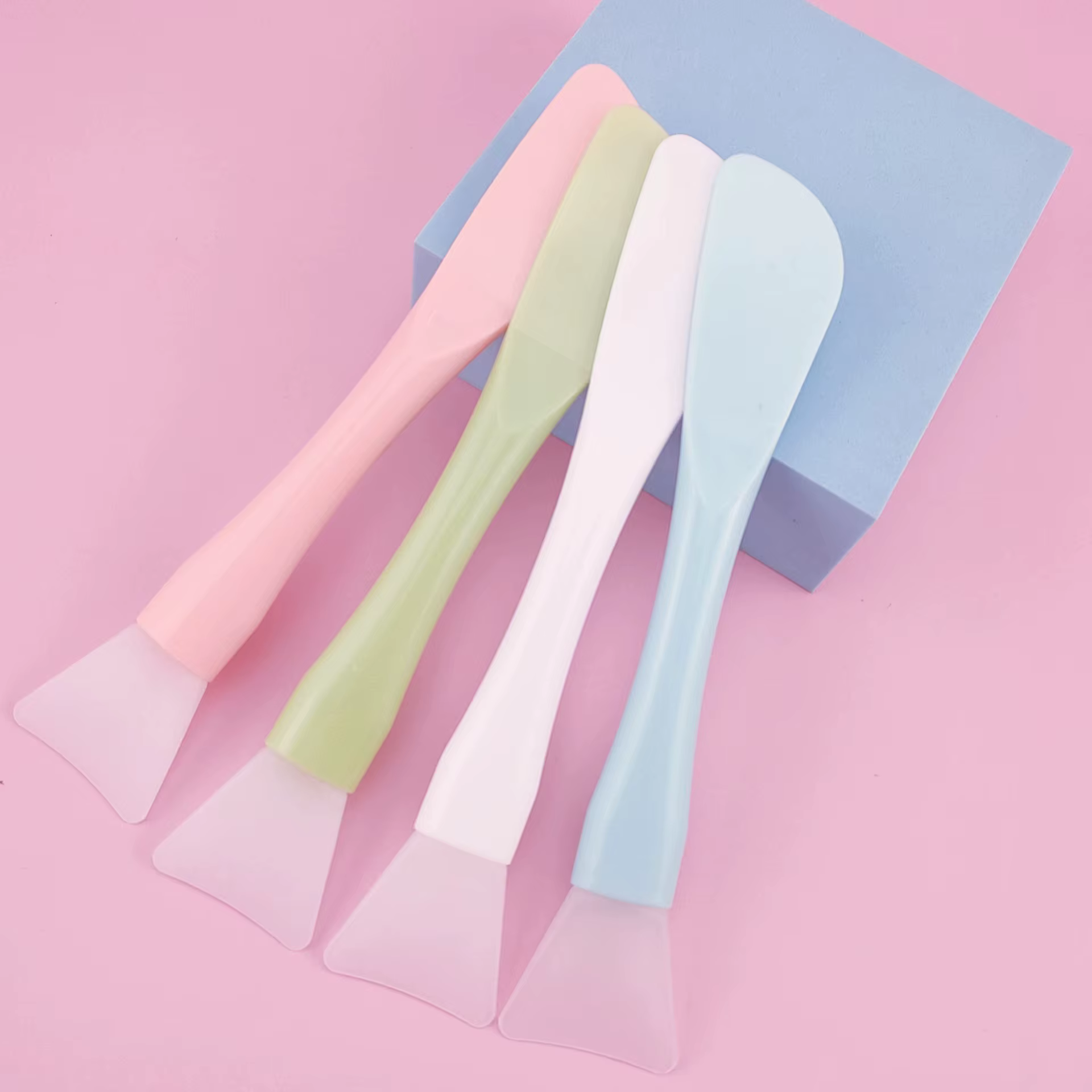 Brosse pour masque facial en silicone