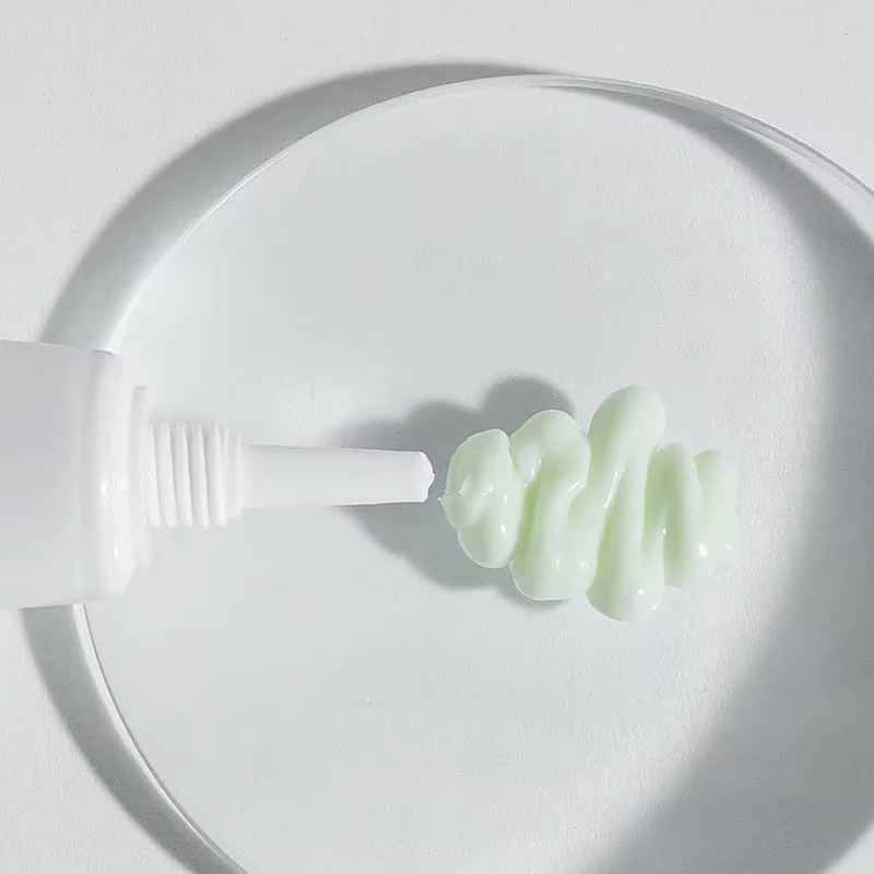 Dernier modèle de crème pour les yeux à la vitamine C Celimax