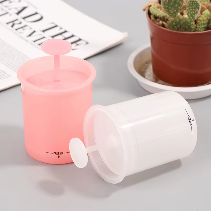 Outil de nettoyage moussant pour le visage
