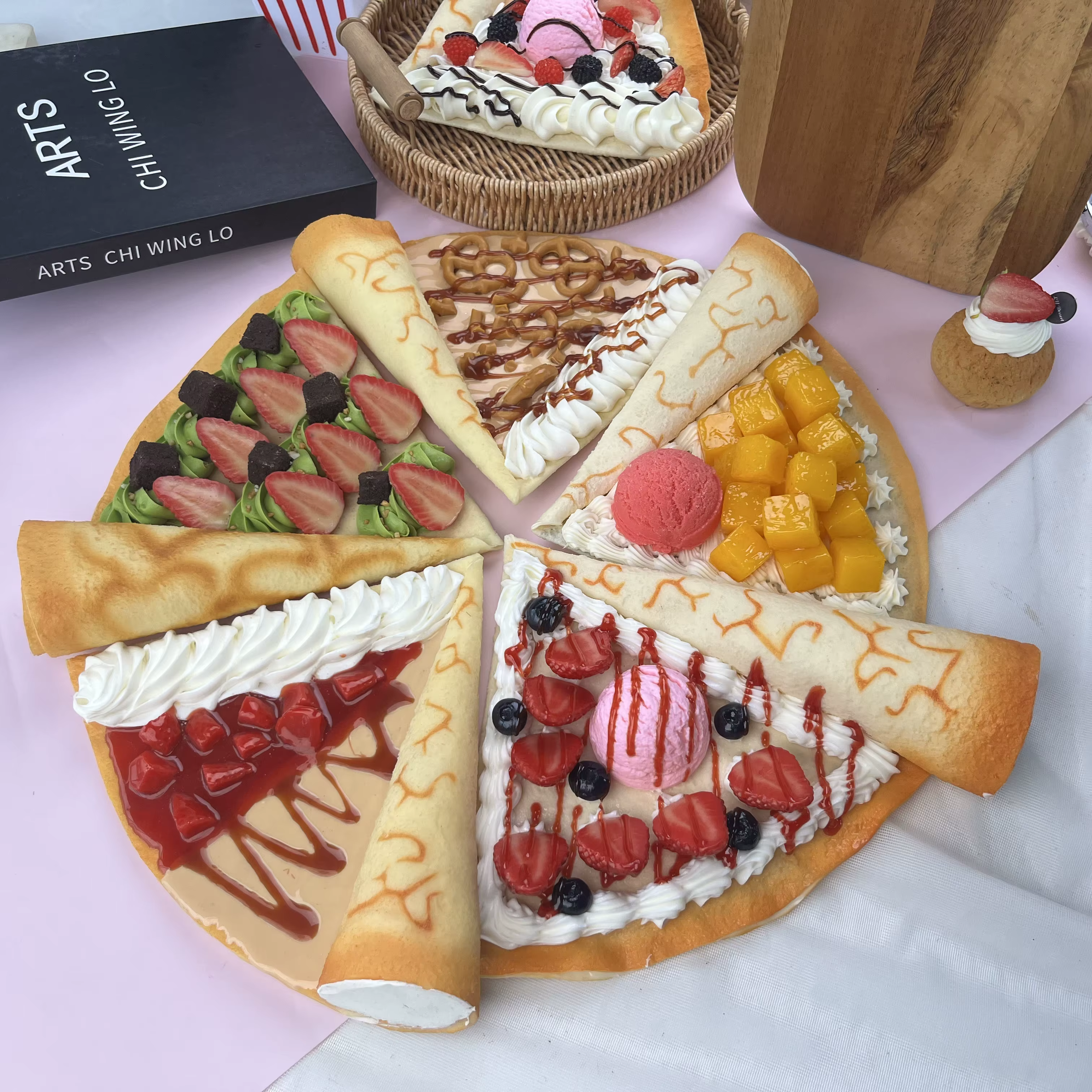 1 pièce de crêpe artificielle de simulation, modèle de crème glacée aux fruits, dessert artificiel pour vitrine, accessoires de photographie, décoration de cuisine
