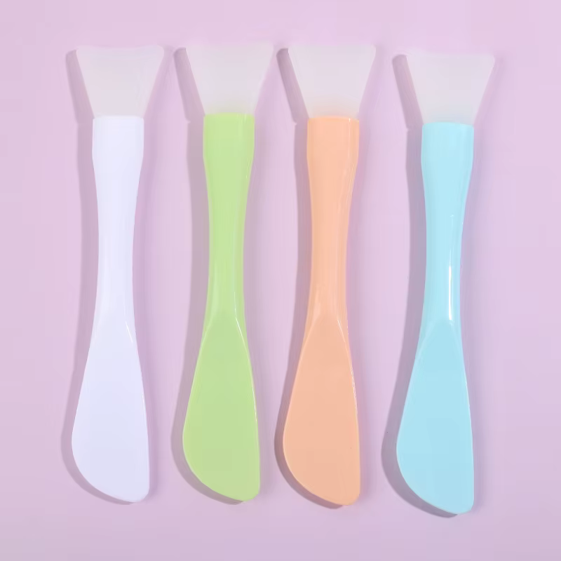 Brosse pour masque facial en silicone