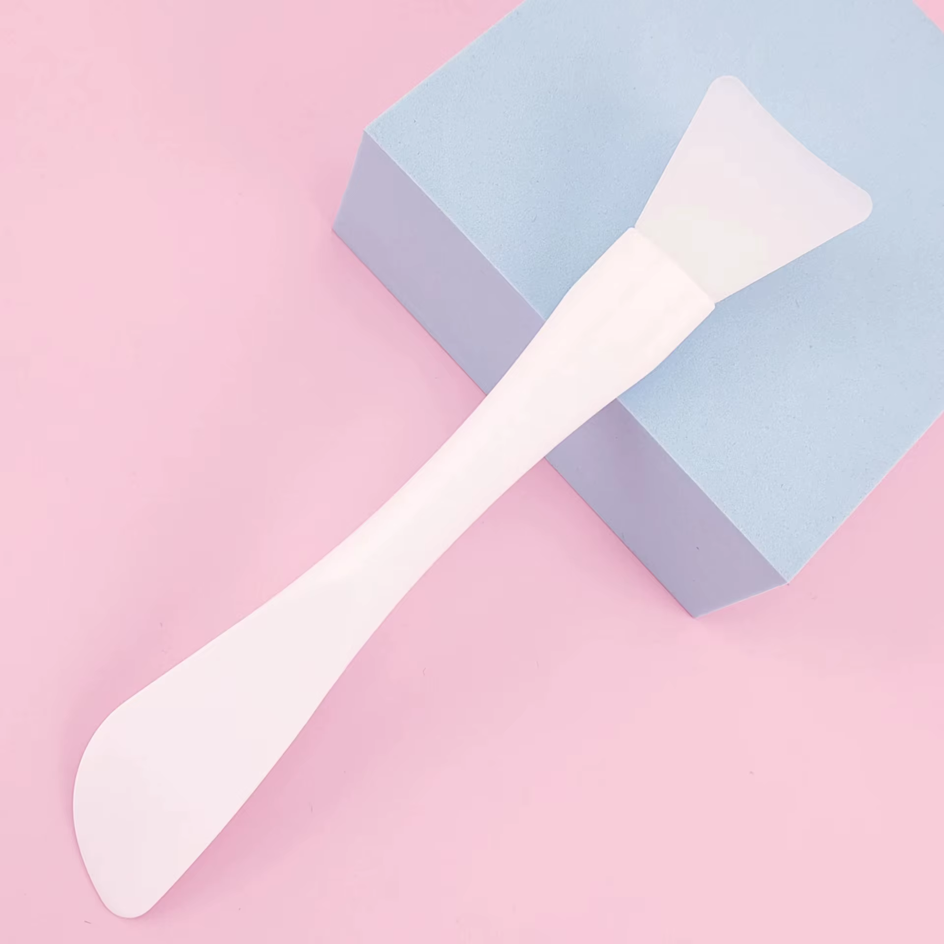 Brosse pour masque facial en silicone