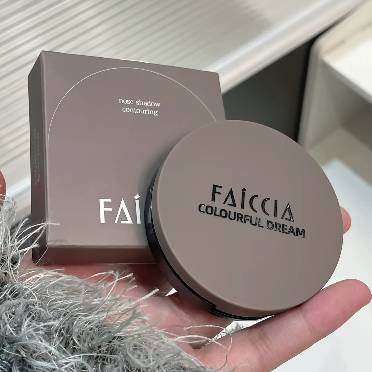 Palette de poudre de contour Faiccia