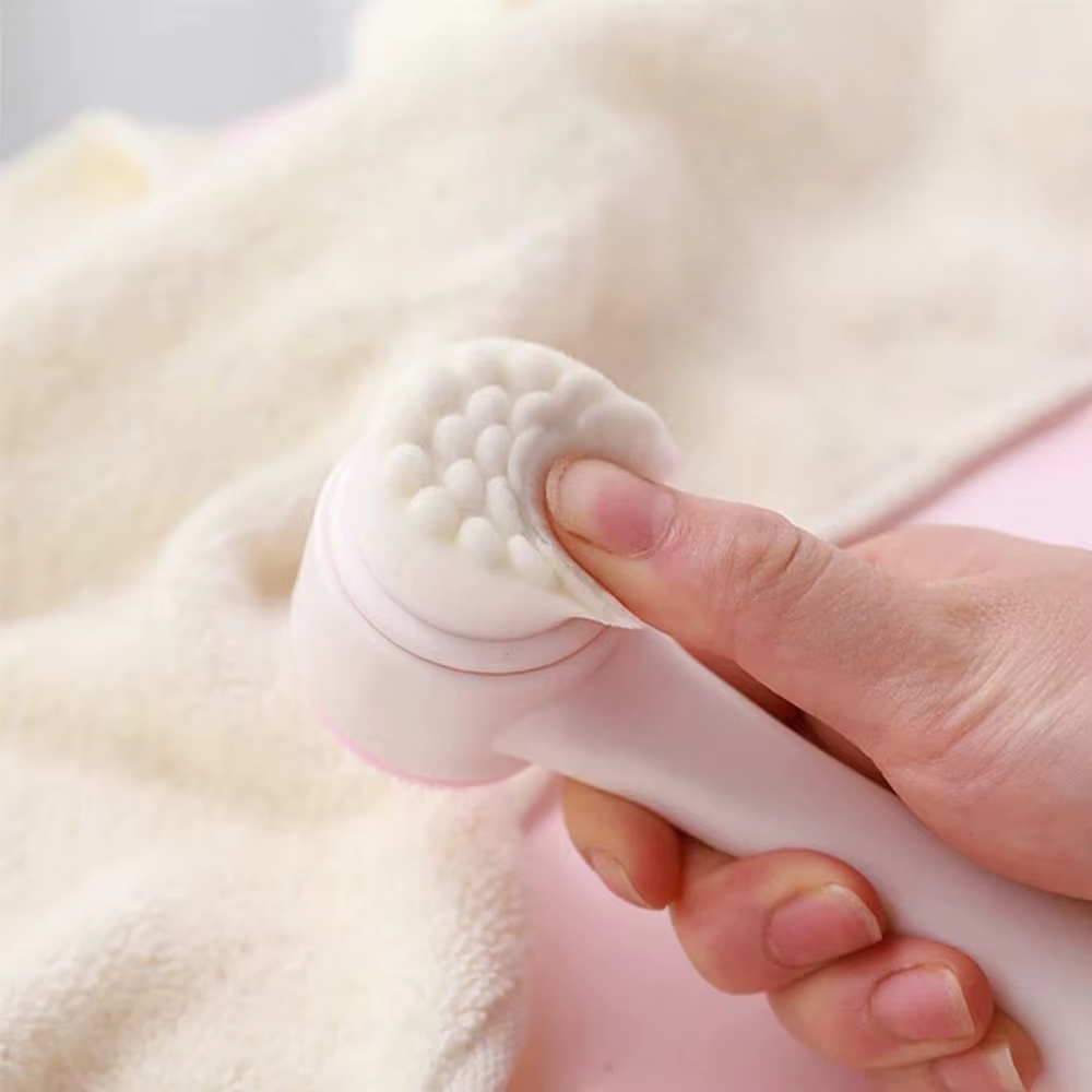 Brosse nettoyante visage 3D double face en silicone