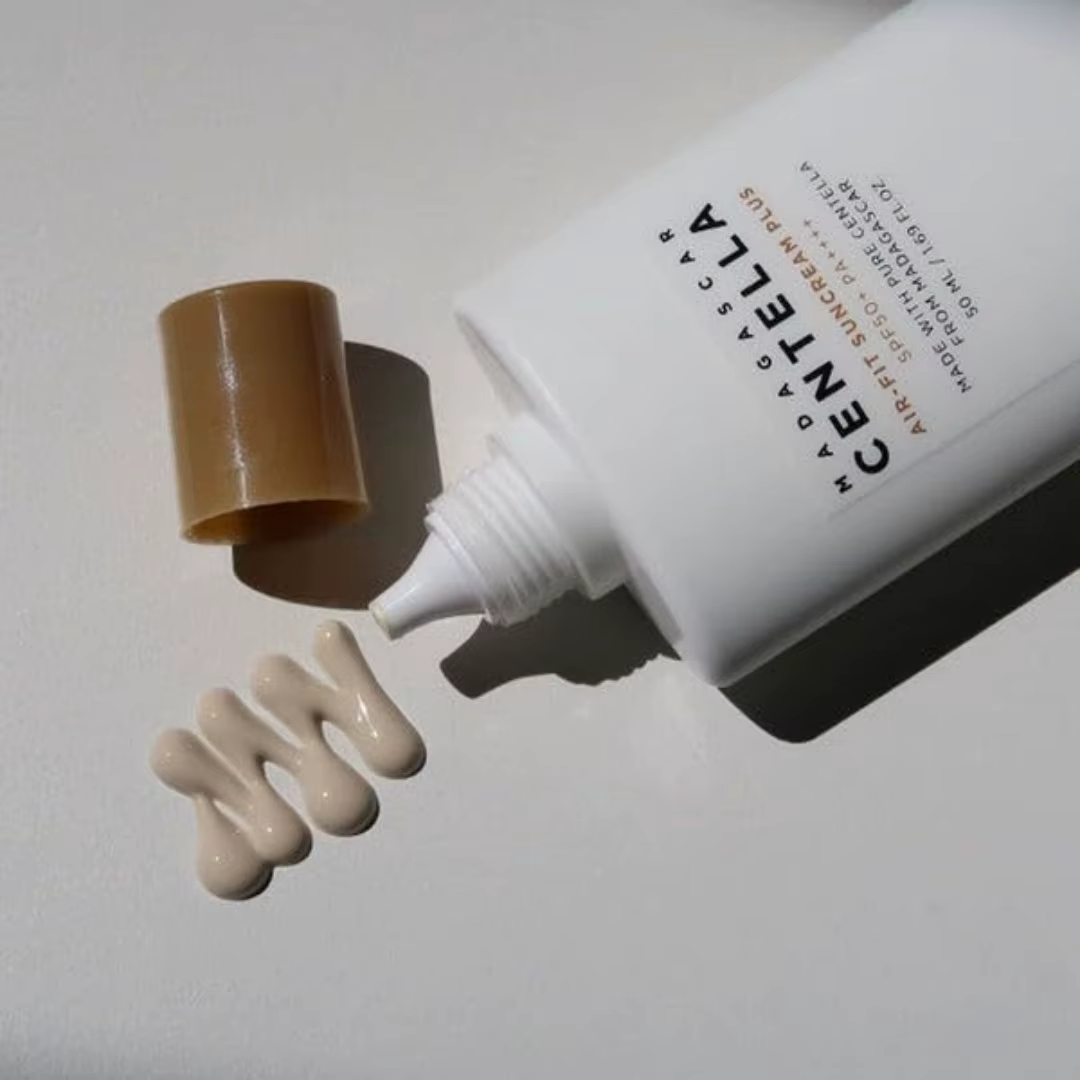 Crème solaire SKIN1004 Centella Air-fit SPF50+ Protection UV Hydratant visage Léger Tous types de peau Soins