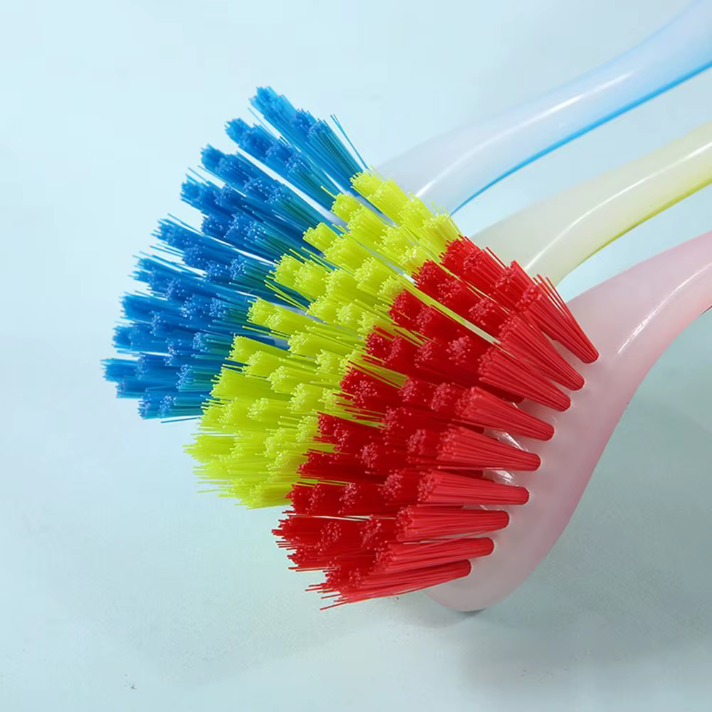 Brosse de lavage à ventouse verticale, bol, pot, plat, livres de cuisine
